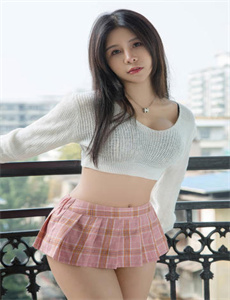 女同